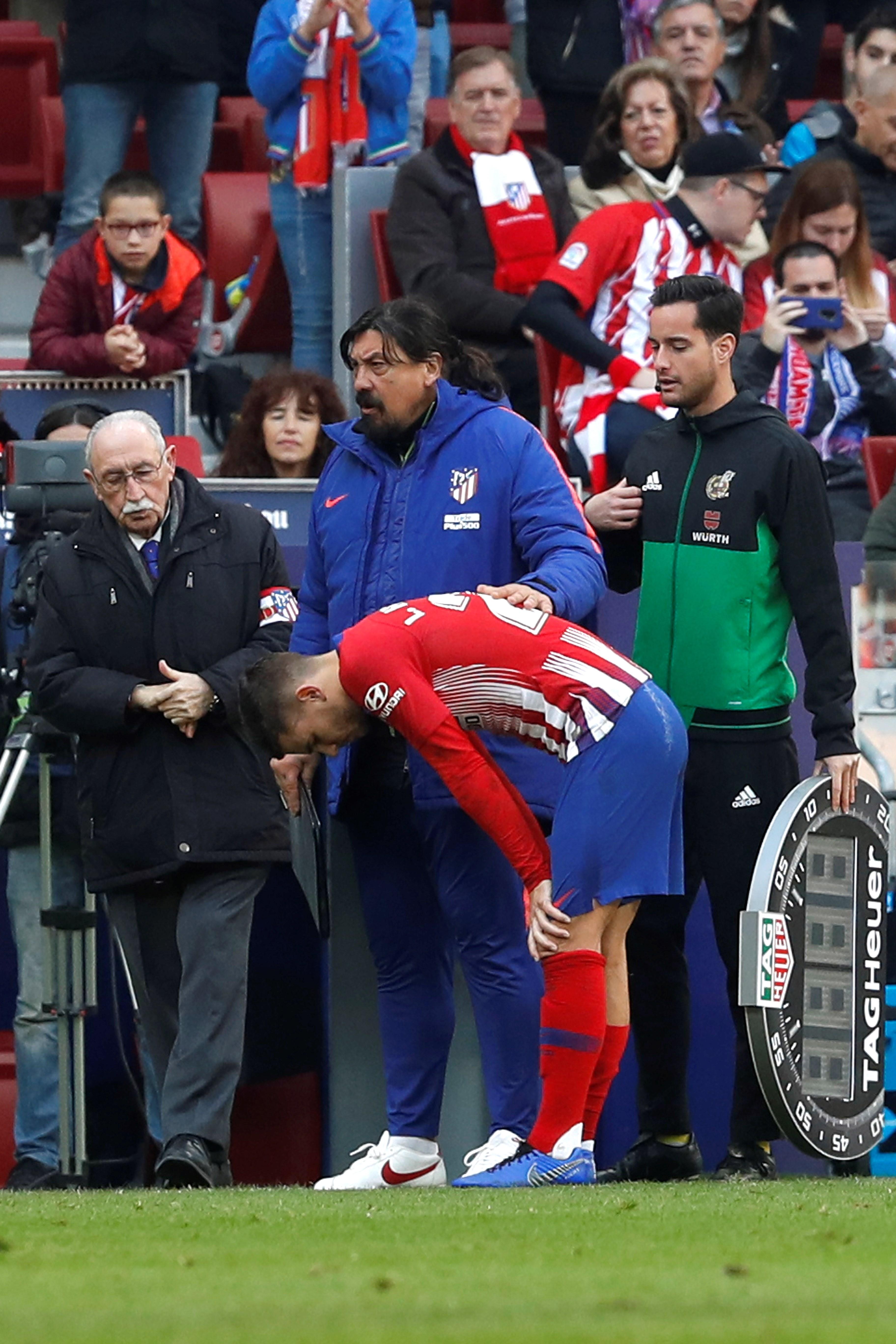Las pruebas médicas confirman una lesión de Lucas Hernández en la rodilla derecha Las pruebas médicas confirman una lesión de Lucas Hernández en la rodilla derecha