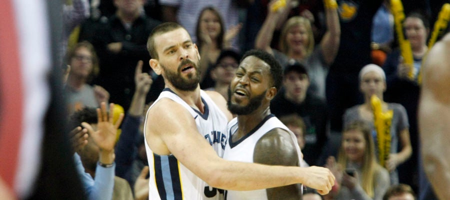 Marc Gasol celebra el triunfo de los Grizzlies Marc Gasol celebra el triunfo de los Grizzlies