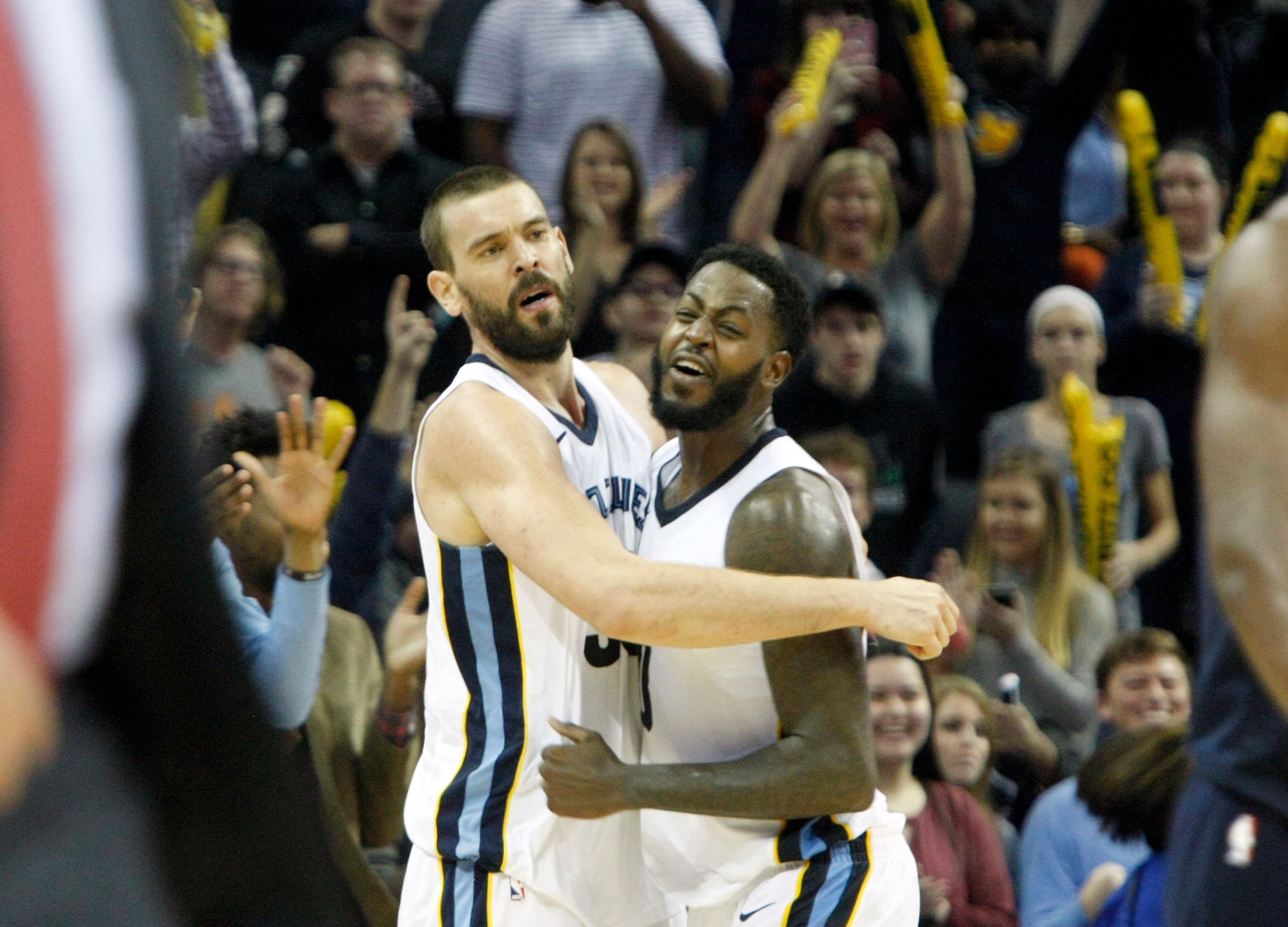 Marc Gasol se impone a Mirotic y Juancho logra un 'doble-doble' en la derrota de los Nuggets Marc Gasol se impone a Mirotic y Juancho logra un 'doble-doble' en la derrota de los Nuggets