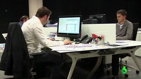 Imagen de trabajadores en la oficina