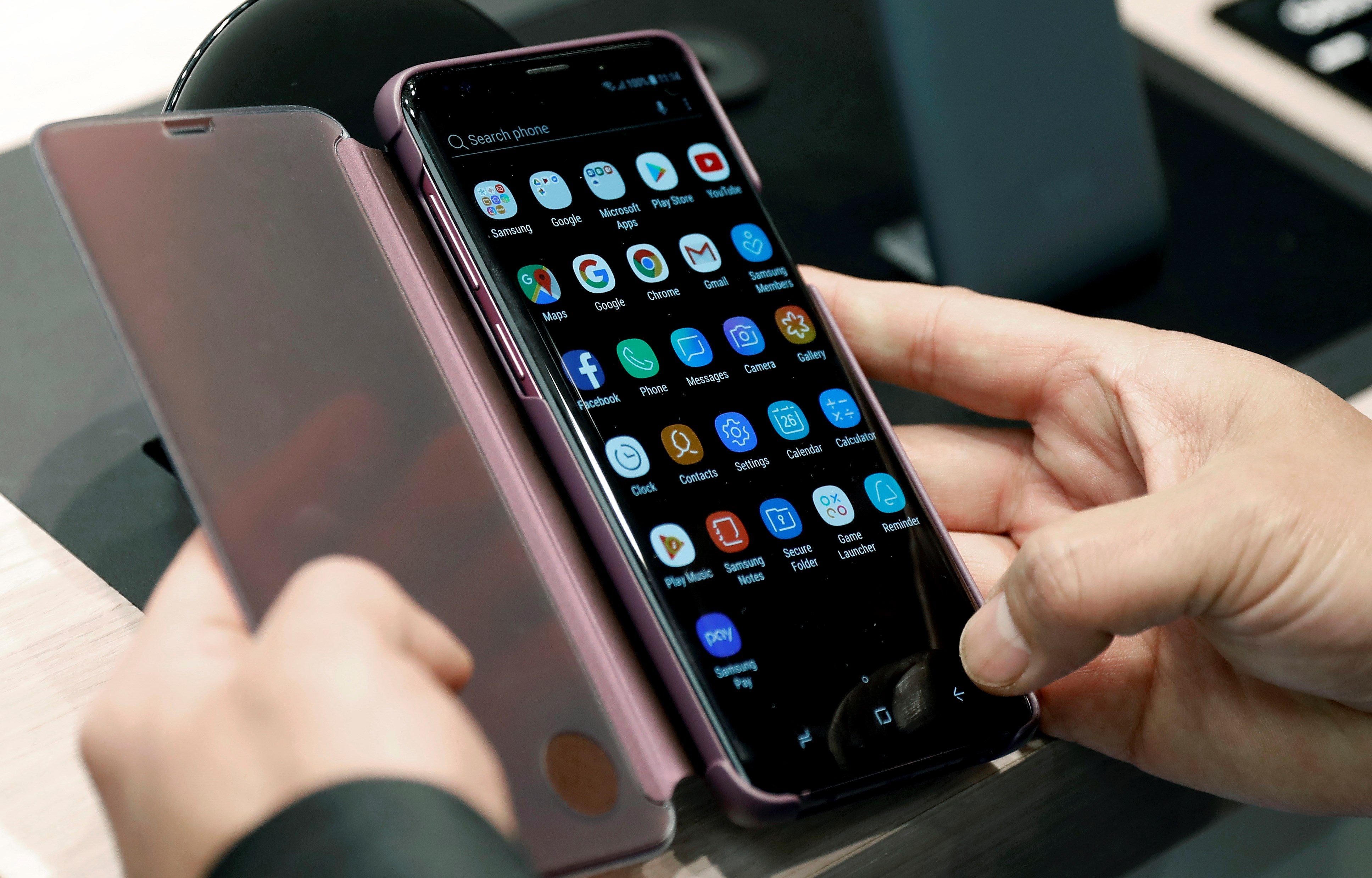 Condenado a 15 meses de cárcel por llamar a su exnovia 300 veces en 7 días Condenado a 15 meses de cárcel por llamar a su exnovia 300 veces en 7 días