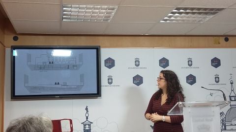 Sara Mart&iacute;nez ha informado sobre la instalaci&oacute;n del ascensor en el parking de la Plaza Mayor