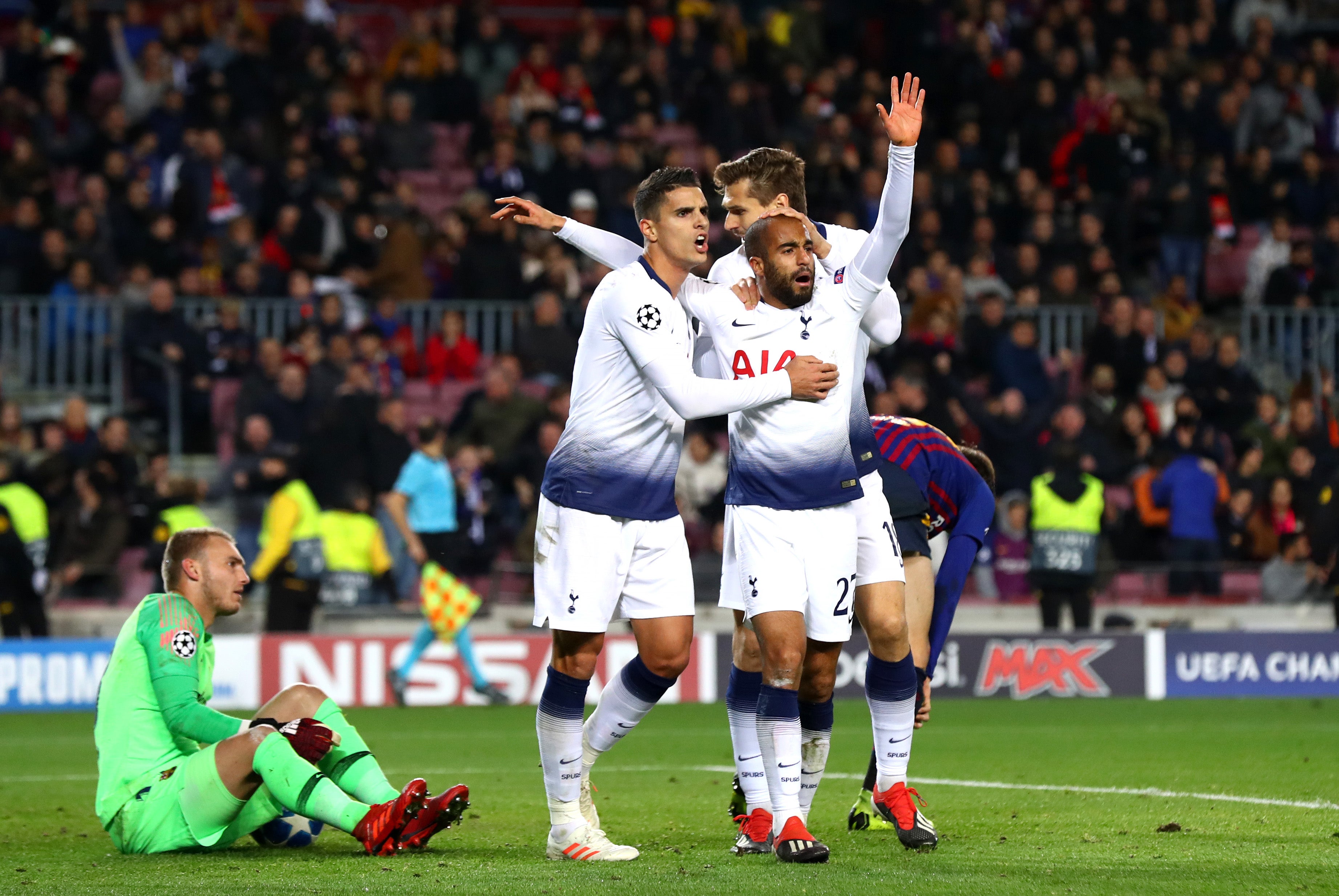 Barcelona 1-1 Tottenham | El Barça empata ante un Tottenham que pasa a octavos tras el gol de Moura Barcelona 1-1 Tottenham | El Barça empata ante un Tottenham que pasa a octavos tras el gol de Moura