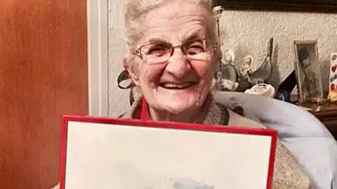 Antonia, la anciana protagonista de la Fabada Litoral Antonia, la anciana protagonista de la Fabada Litoral