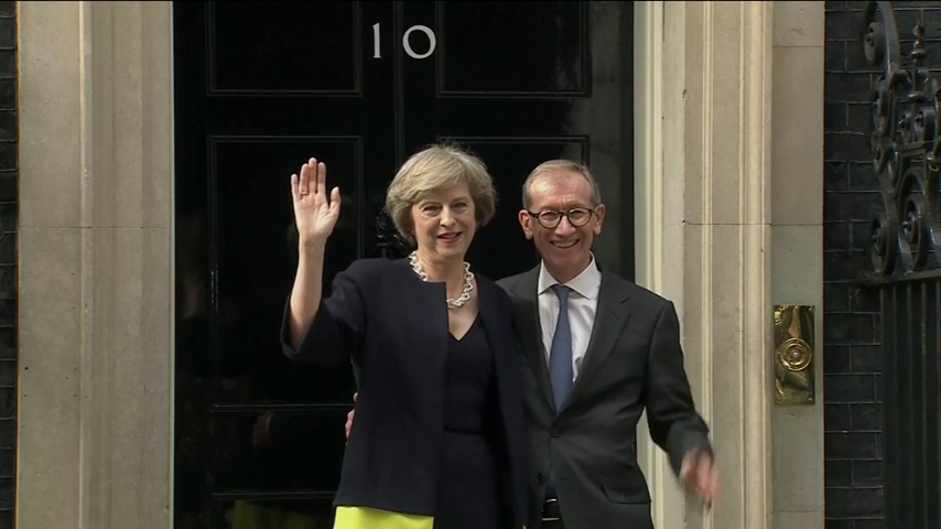May anuncia a los diputados conservadores que no se presentará a la reelección en los próximos comicios May anuncia a los diputados conservadores que no se presentará a la reelección en los próximos comicios