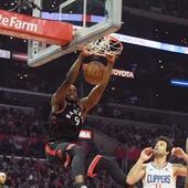 Serge Ibaka 'machaca' el aro de los Clippers Serge Ibaka 'machaca' el aro de los Clippers