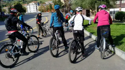 La iniciativa ‘Hoy me toca a mí’ recibirá el reconocimiento "Guztiok Mugituz" La iniciativa ‘Hoy me toca a mí’ recibirá el reconocimiento "Guztiok Mugituz"