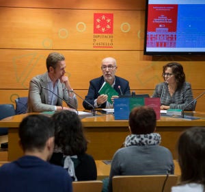 La Diputación presenta la III Guía de la Transparencia. La Diputación presenta la III Guía de la Transparencia.