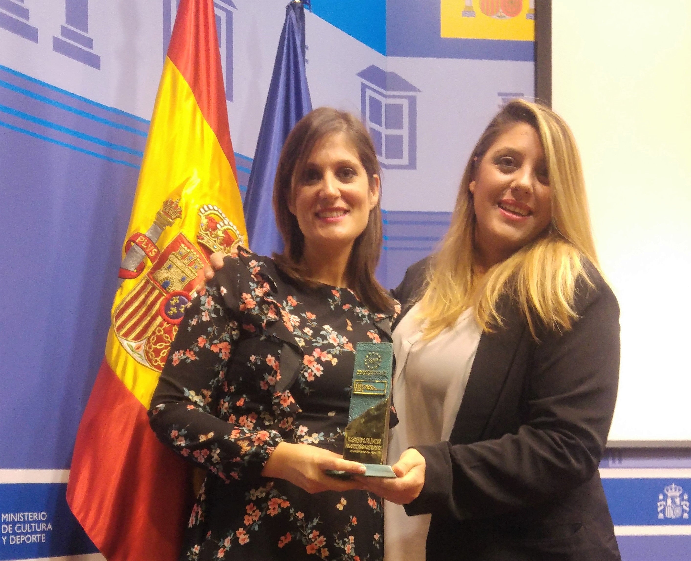 Aspe recibe el premio nacional de buenas prácticas en la lucha contra el absentismo escolar Aspe recibe el premio nacional de buenas prácticas en la lucha contra el absentismo escolar