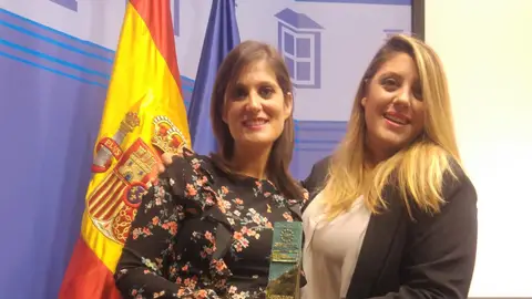 Aspe recibe el premio nacional de Buenas Prácticas Municipales por su programa de absentismo escolar de la Concejalía de Educación. Aspe recibe el premio nacional de Buenas Prácticas Municipales por su programa de absentismo escolar de la Concejalía de Educación.