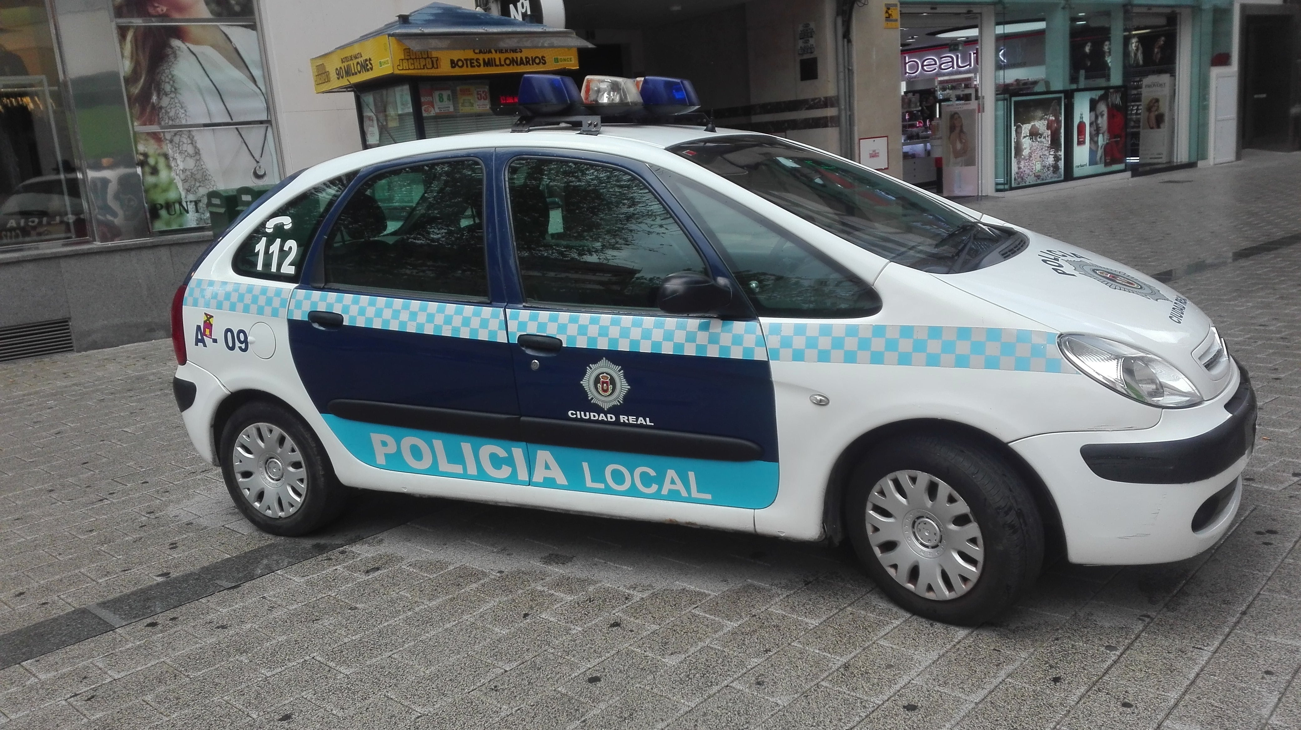 La Policía Local de C.Real denuncia varios locales por no respetar el horario La Policía Local de C.Real denuncia varios locales por no respetar el horario