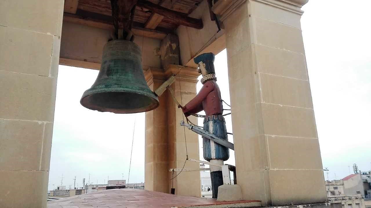 Calendura recibe los últimos retoques para Nochevieja confiando en que el próximo año estará operativo también Calendureta Calendura recibe los últimos retoques para Nochevieja confiando en que el próximo año estará operativo también Calendureta