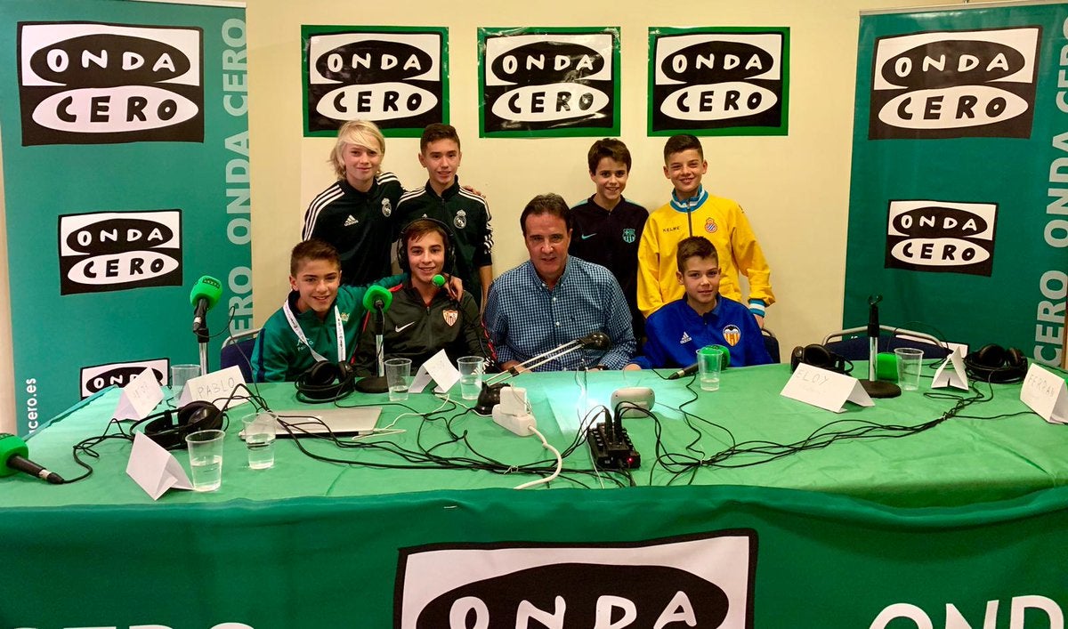 José Ramón de la Morena charla con los niños futbolistas de LaLigaPromises José Ramón de la Morena charla con los niños futbolistas de LaLigaPromises