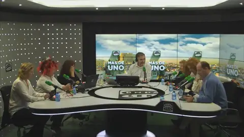 VÍDEO Rosa Laviña visita Más de uno acompañada de sus hijos VÍDEO Rosa Laviña visita Más de uno acompañada de sus hijos