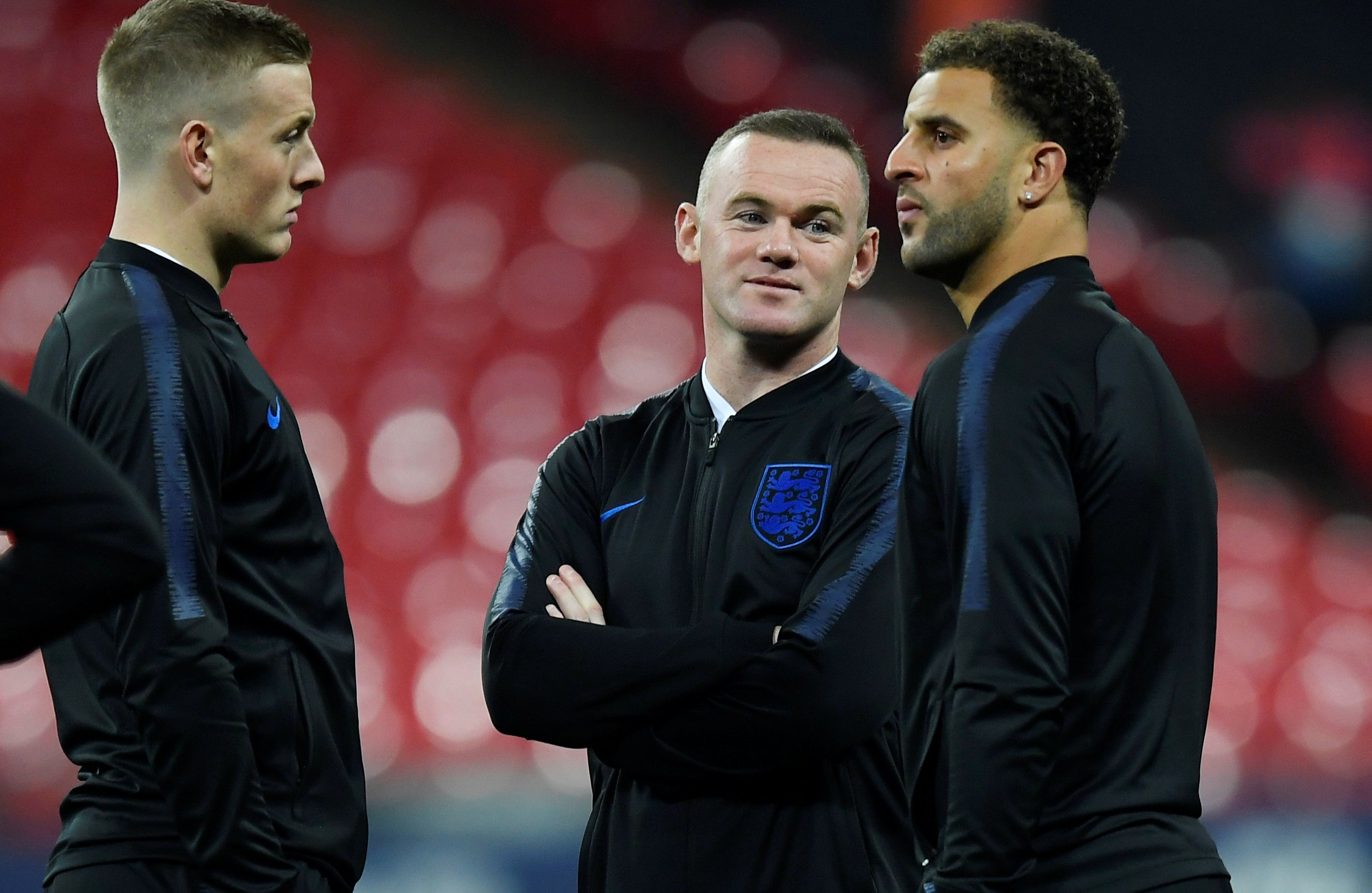 La imagen más viral del Boxing Day: cachean a Wayne Rooney en la entrada a Old Trafford La imagen más viral del Boxing Day: cachean a Wayne Rooney en la entrada a Old Trafford