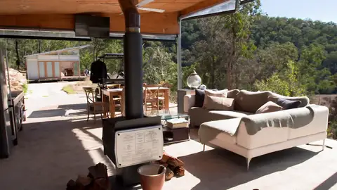 Un mundo de minicasas - Programa 13: Pasándose a las minicasas y a la desconexión en el campo de Australia Un mundo de minicasas - Programa 13: Pasándose a las minicasas y a la desconexión en el campo de Australia