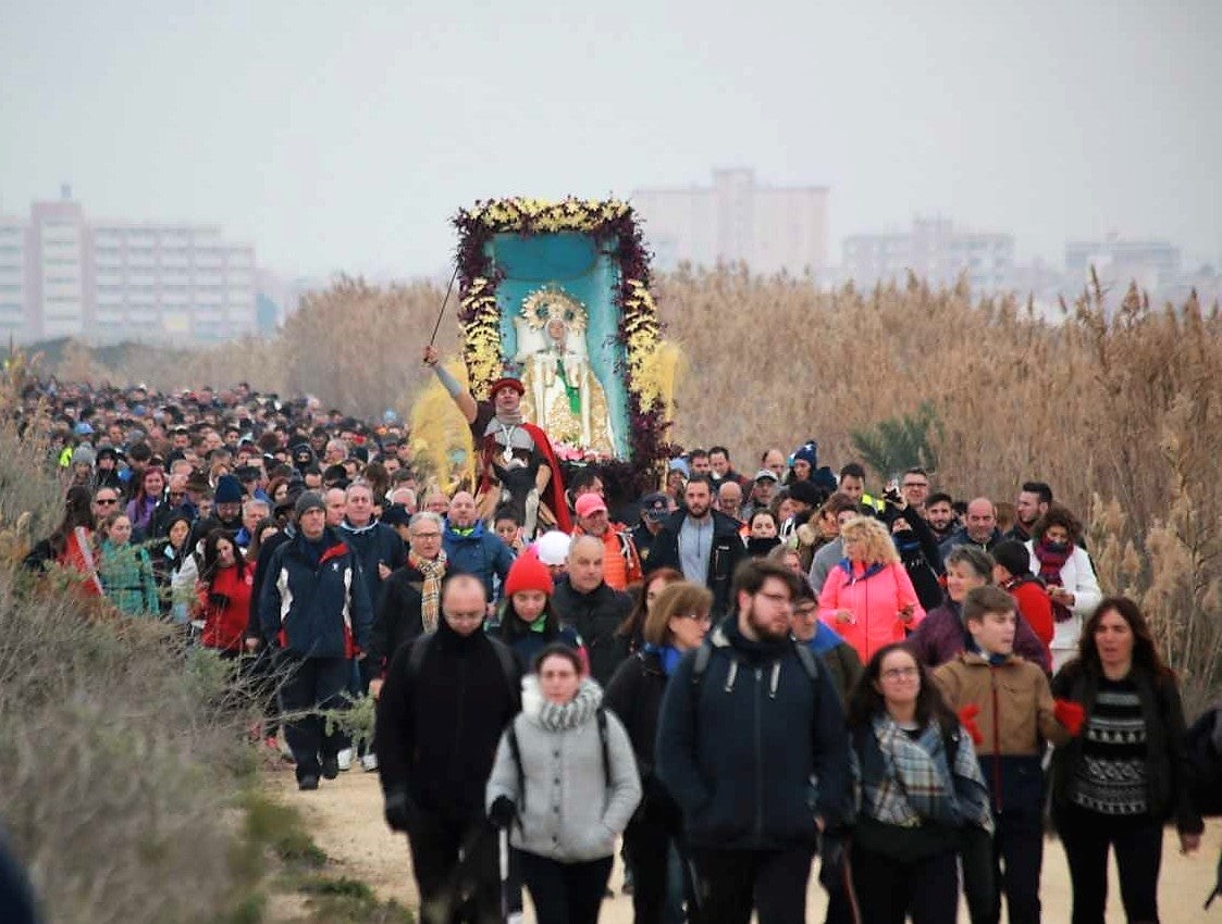 Elche se vuelca un año más con la Venida de la Virgen constatando que sus fiestas de invierno están vivas Elche se vuelca un año más con la Venida de la Virgen constatando que sus fiestas de invierno están vivas
