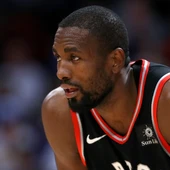 Serge Ibaka, con los Raptors Serge Ibaka, con los Raptors