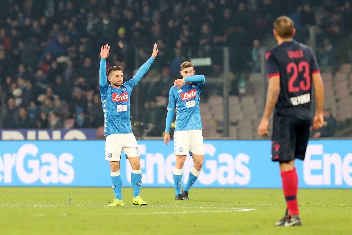 Mertens da la victoria al Nápoles contra el Bolonia para seguir con su lejana persecución de la Juventus Mertens da la victoria al Nápoles contra el Bolonia para seguir con su lejana persecución de la Juventus