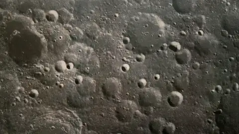 La cara oculta de la Luna La cara oculta de la Luna