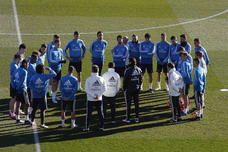 Héctor Fernández: "El volumen de crispación entre Solari y algunos jugadores del Real Madrid no se puede controlar" Héctor Fernández: "El volumen de crispación entre Solari y algunos jugadores del Real Madrid no se puede controlar"