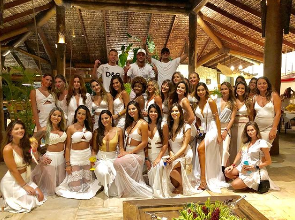 Así celebraron los futbolistas la llegada de 2019: Messi, Cristiano, Neymar, Mbappé... Así celebraron los futbolistas la llegada de 2019: Messi, Cristiano, Neymar, Mbappé...