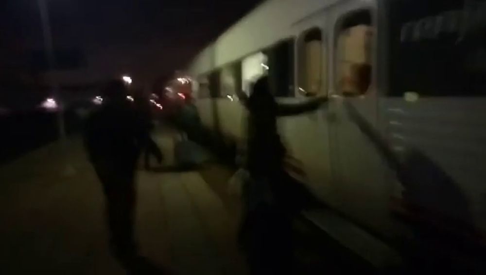 Así relata una videoaficionada las incidencias del tren extremeño de la ‘vergüenza'