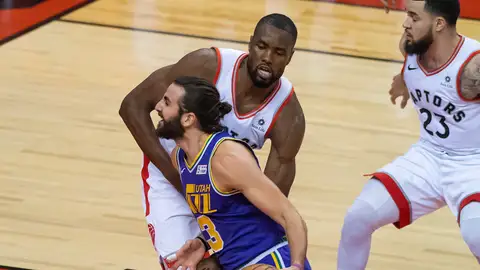 Ricky Rubio ante Ibaka Ricky Rubio ante Ibaka