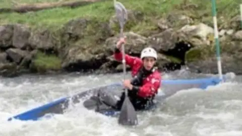 David Llorente, 2º mejor piragüista del mundo sub 23. Campeón de España de slalom k-1 David Llorente, 2º mejor piragüista del mundo sub 23. Campeón de España de slalom k-1