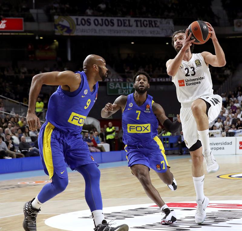 Llull resurge y el Madrid se desquita en Euroliga ante el Maccabi Llull resurge y el Madrid se desquita en Euroliga ante el Maccabi