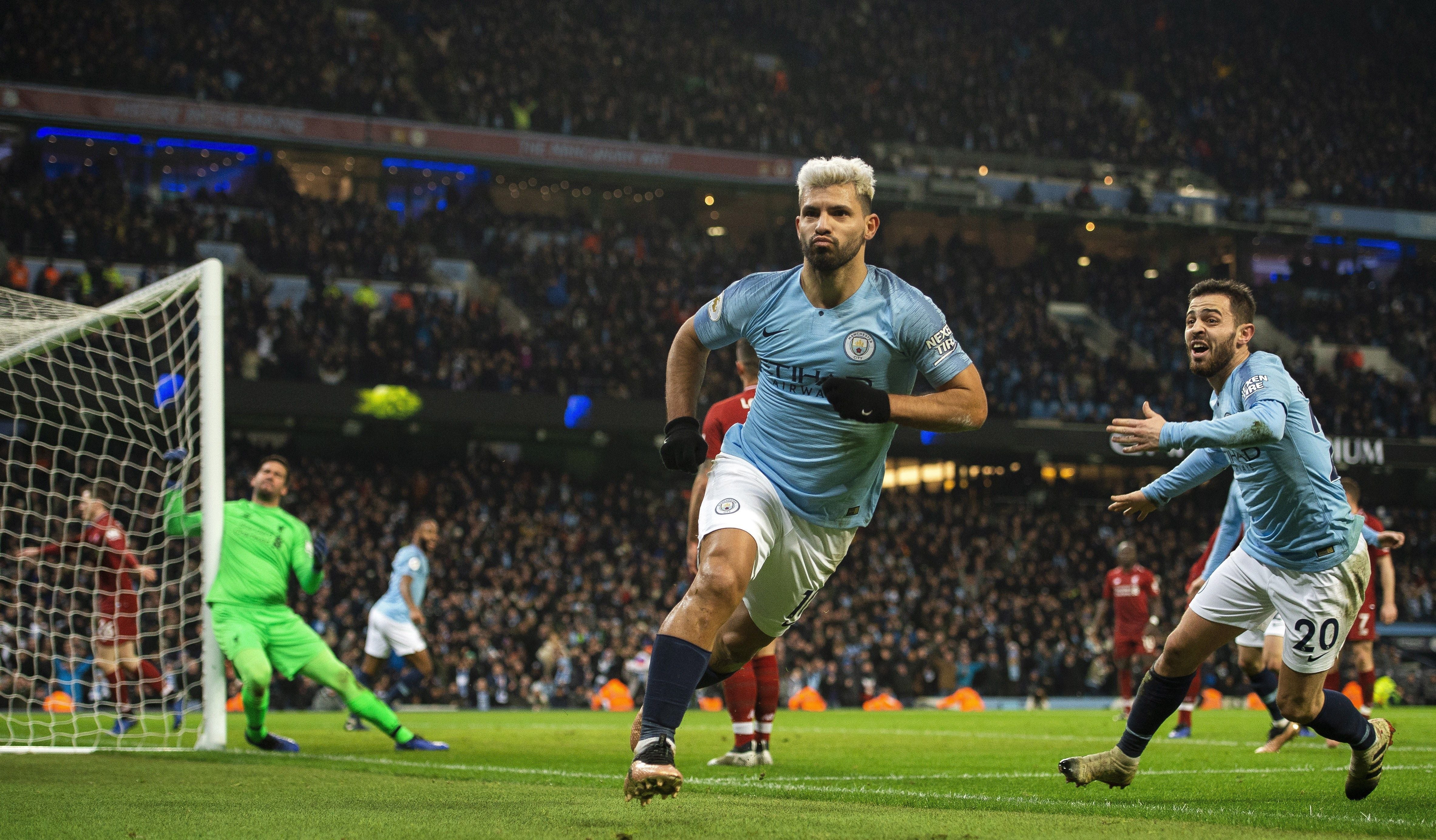 El Manchester City reabre la pelea por la Premier y acaba con la imbatibilidad del Liverpool El Manchester City reabre la pelea por la Premier y acaba con la imbatibilidad del Liverpool