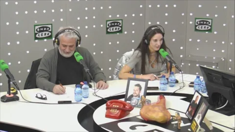 Leonor Lavado se transforma en Carmen Porter para comunicarnos un hallazgo paranormal Leonor Lavado se transforma en Carmen Porter para comunicarnos un hallazgo paranormal
