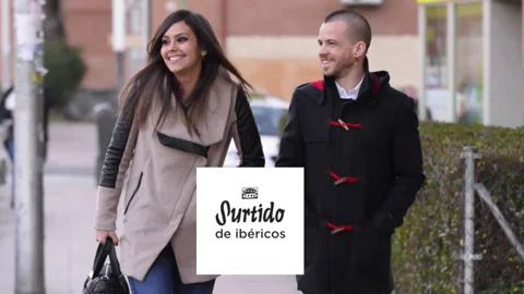 Cristina Pedroche y Dabiz Muñoz reclaman un bocadillo de jamón ibérico a Carlos Latre Cristina Pedroche y Dabiz Muñoz reclaman un bocadillo de jamón ibérico a Carlos Latre