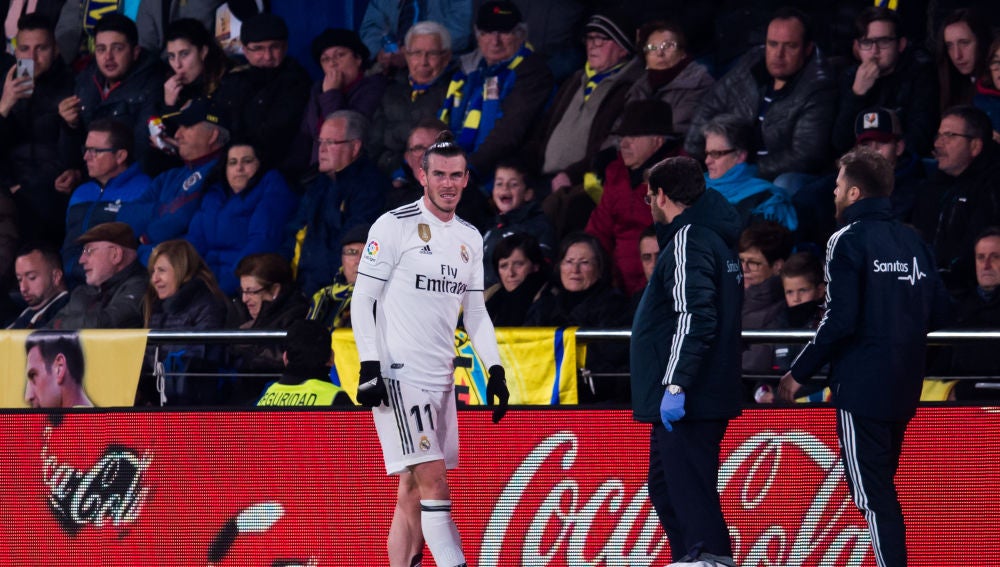 Gareth Bale se retira lesionado