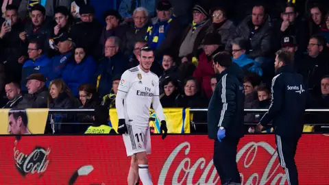 Gareth Bale se retira lesionado Gareth Bale se retira lesionado