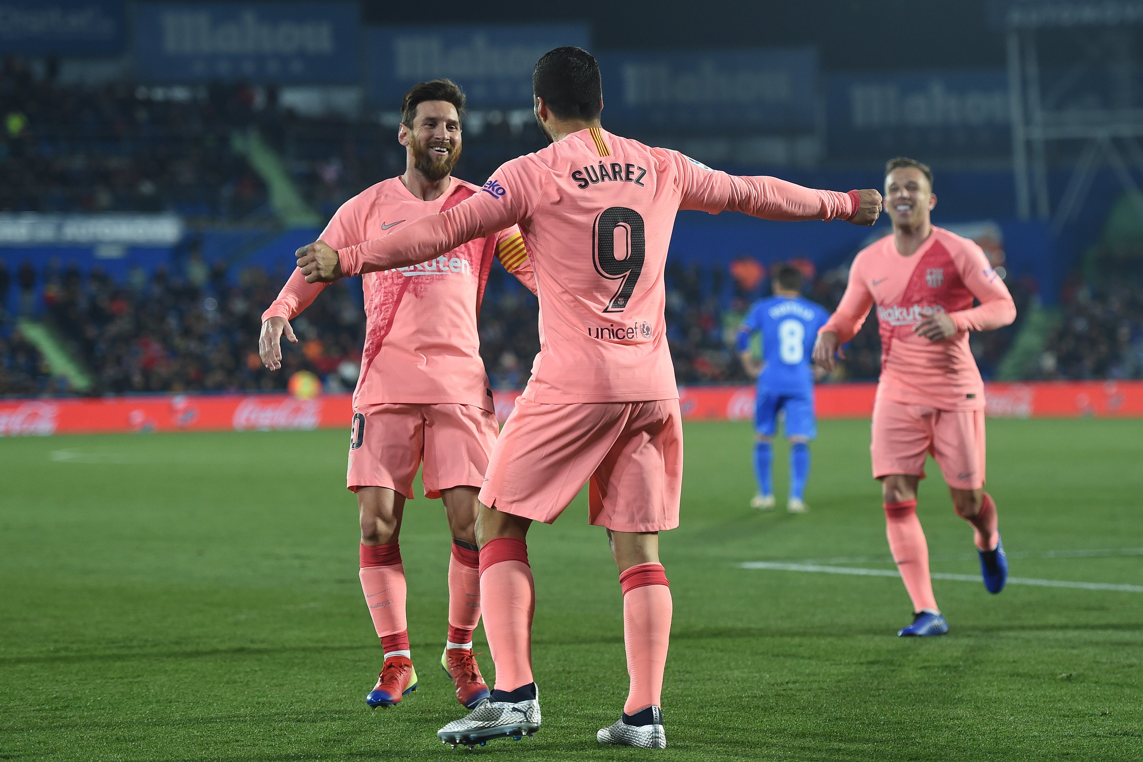 Getafe 1-2 Barcelona | El Barça gana en el Coliseum y empieza el 2019 con una jornada redonda Getafe 1-2 Barcelona | El Barça gana en el Coliseum y empieza el 2019 con una jornada redonda