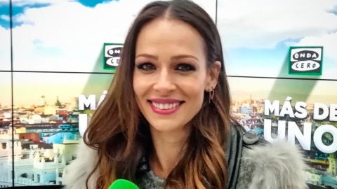 Eva Gonz&aacute;lez durante una entrevista en Onda Cero