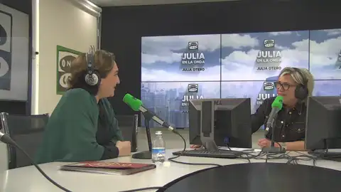 Ada Colau y Julia Otero Ada Colau y Julia Otero