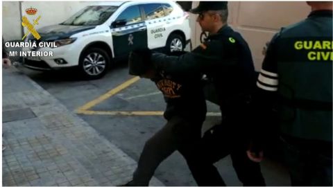 LaSexta Noticias 14:00 (07-01-19) La Guardia Civil investiga si hay m&aacute;s v&iacute;ctimas de agresiones sexuales de 'La Manada de Alicante'