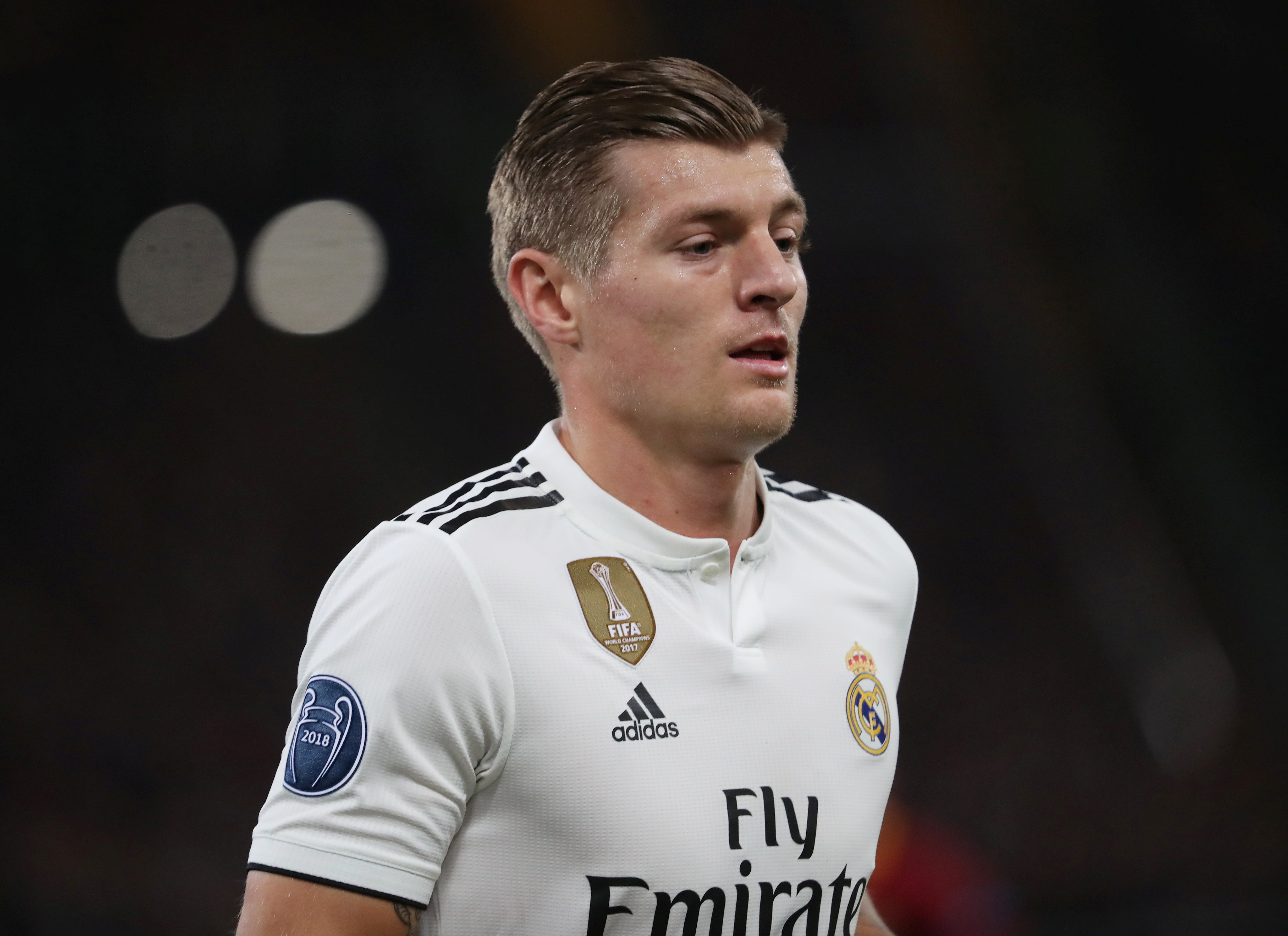 Toni Kroos renueva con el Real Madrid hasta 2023 Toni Kroos renueva con el Real Madrid hasta 2023