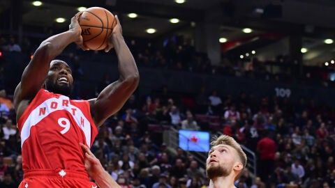 Ibaka, en acci&oacute;n contra los Pacers