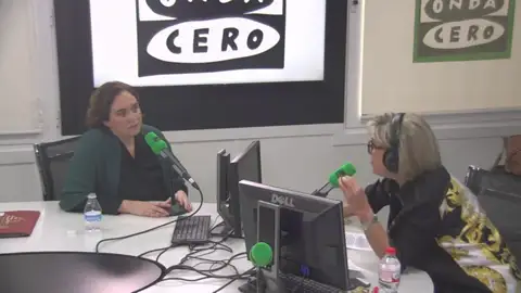 VÍDEO de la entrevista a Ada Colau en Julia en la onda VÍDEO de la entrevista a Ada Colau en Julia en la onda