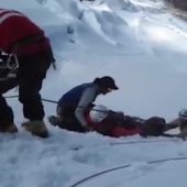 Noticias 1 Antena 3 (08-01-19) Rescatan los cuerpos sin vida de los tres montañeros españoles y su guía peruano fallecidos en una avalancha en los Andes