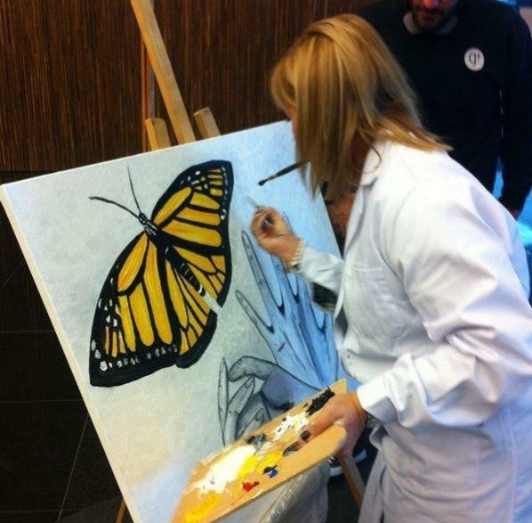 La pintora Inés Serná pintará un retrato de San Pablo Evangelista para la Iglesia de Trevi en Roma La pintora Inés Serná pintará un retrato de San Pablo Evangelista para la Iglesia de Trevi en Roma