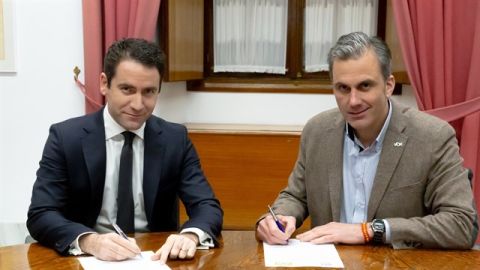Teodoro Garc&iacute;a Egea y Javier Ortega Smith en una imagen de archivo