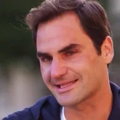 Federer se emociona durante la entrevista Federer se emociona durante la entrevista