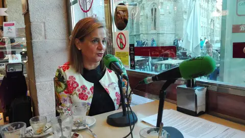 Carmela Silva - presidenta de la Diputación Pontevedra en la Onda