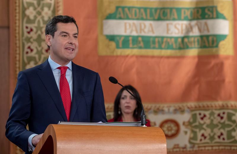 Cinco mujeres y seis hombres formarán el gobierno de Juanma Moreno Cinco mujeres y seis hombres formarán el gobierno de Juanma Moreno