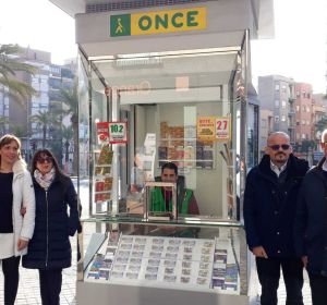 Nuevos quiosco que la ONCE ha comenzado a instalar en Elche Nuevos quiosco que la ONCE ha comenzado a instalar en Elche