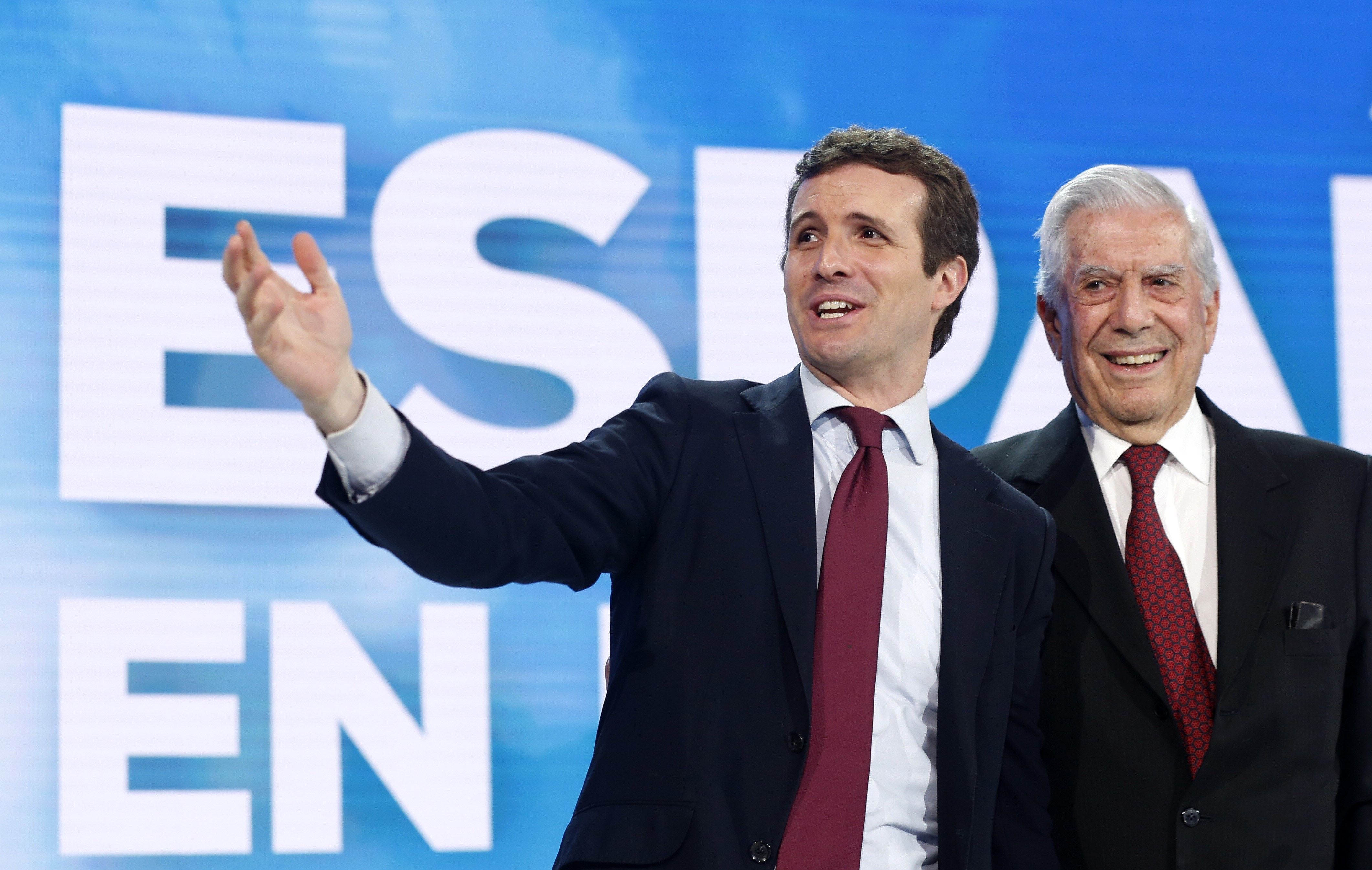 Vargas Llosa agradece con ironía a Torra que muestre "la verdad racista y discriminatoria" de los nacionalismos Vargas Llosa agradece con ironía a Torra que muestre "la verdad racista y discriminatoria" de los nacionalismos